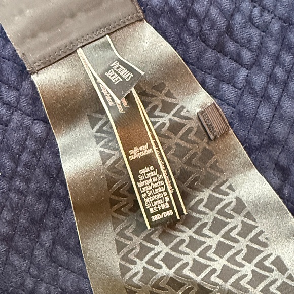 Strapless Bra - Picture 3 of 3